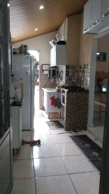 Foto 6 de Casa com 2 quartos à venda, 90m2 em Parque Senhor do Bonfim, Taubate - SP