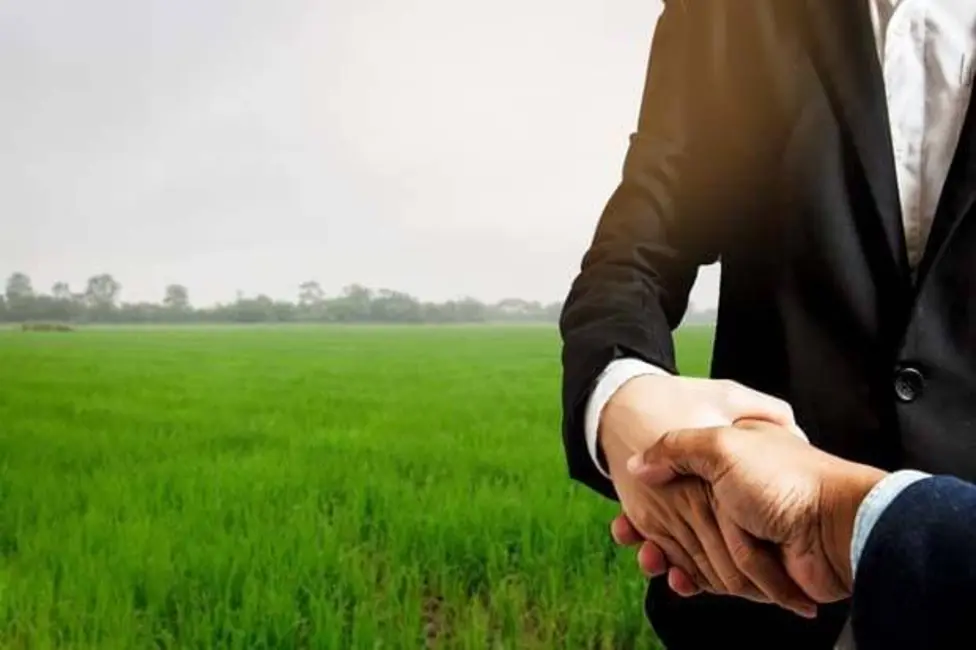 Foto 1 de Terreno / Lote à venda, 300m2 em Taubate - SP