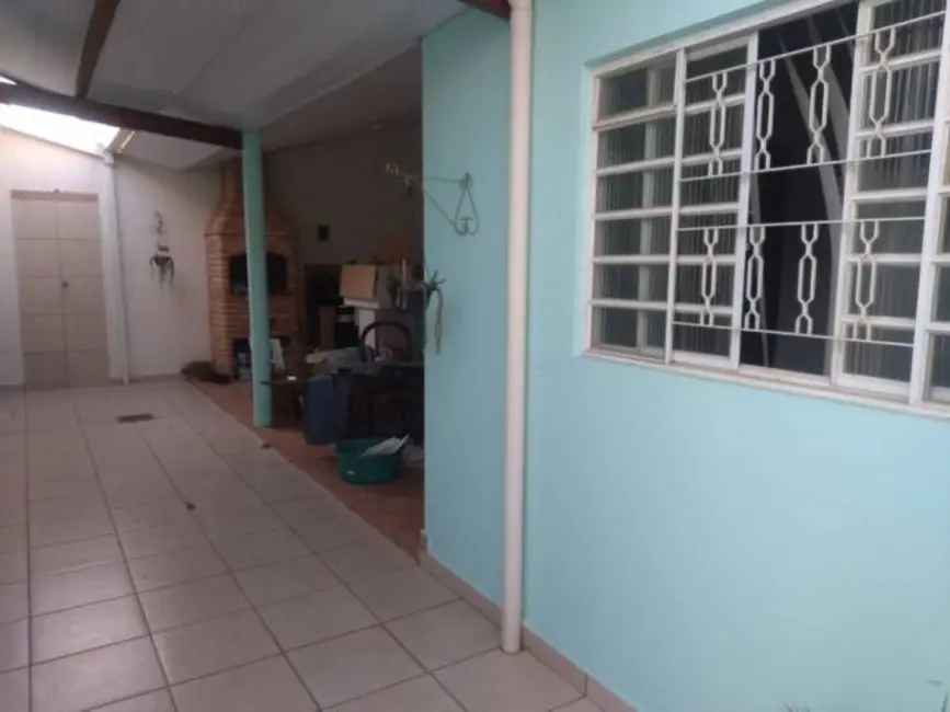 Foto 3 de Casa com 3 quartos à venda, 200m2 em Jardim do Sol, Taubate - SP