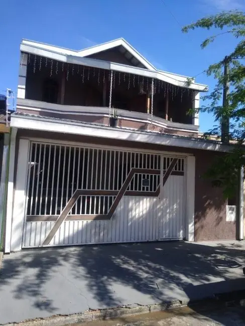 Foto 1 de Sobrado com 3 quartos à venda, 140m2 em Residencial Santa Paula, Jacarei - SP