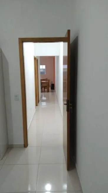 Foto 3 de Casa com 2 quartos à venda, 70m2 em Centro, Taubate - SP
