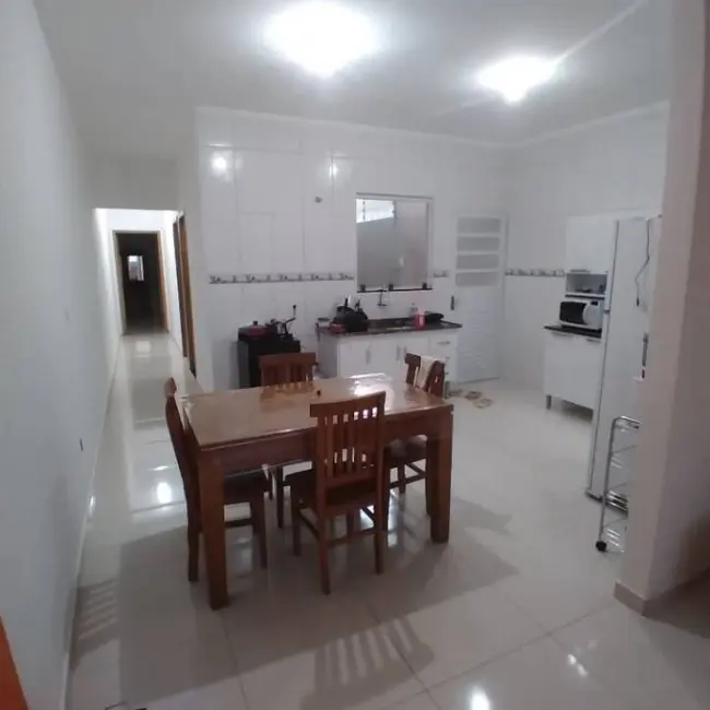 Foto 9 de Casa com 2 quartos à venda, 70m2 em Centro, Taubate - SP