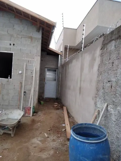 Foto 4 de Casa com 3 quartos à venda, 70m2 em Centro, Taubate - SP