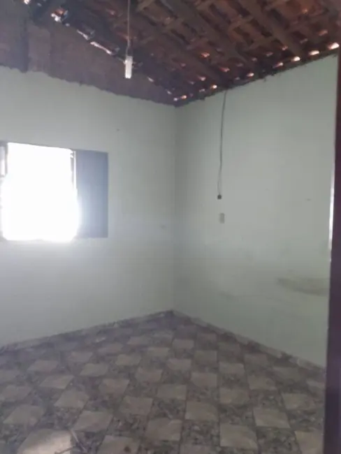 Foto 1 de Casa com 2 quartos à venda, 250m2 em Parque Santo Antônio, Taubate - SP