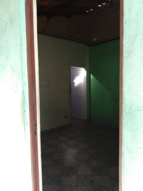 Foto 5 de Casa com 2 quartos à venda, 250m2 em Parque Santo Antônio, Taubate - SP