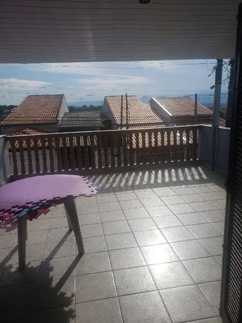 Foto 5 de Sobrado com 3 quartos à venda, 250m2 em Chácara São Silvestre, Taubate - SP