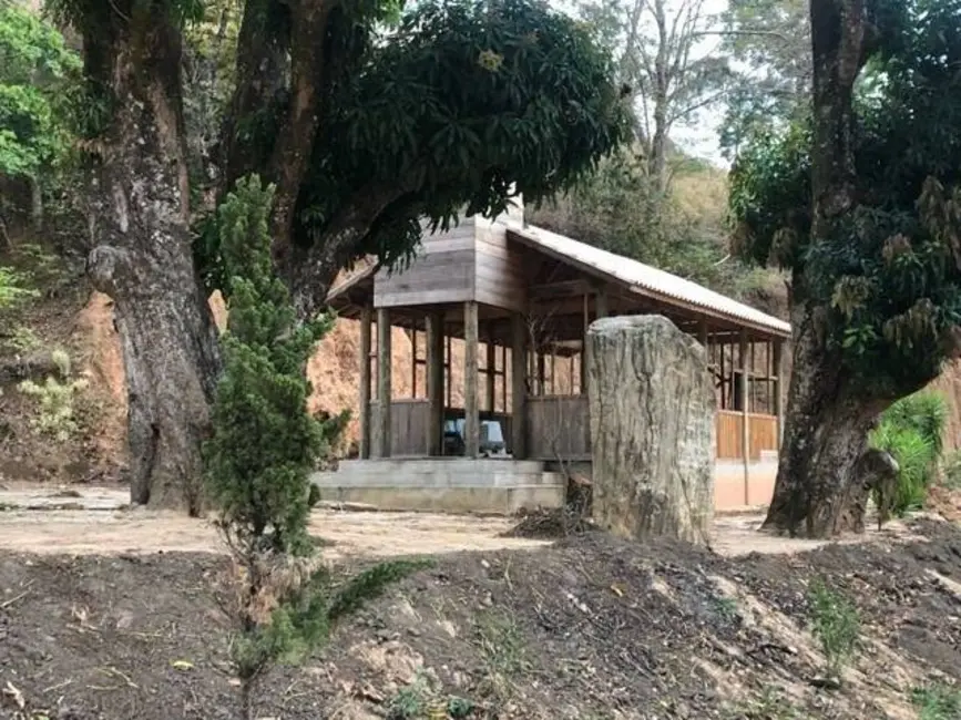Foto 4 de Chácara com 6 quartos à venda, 723m2 em Lorena - SP