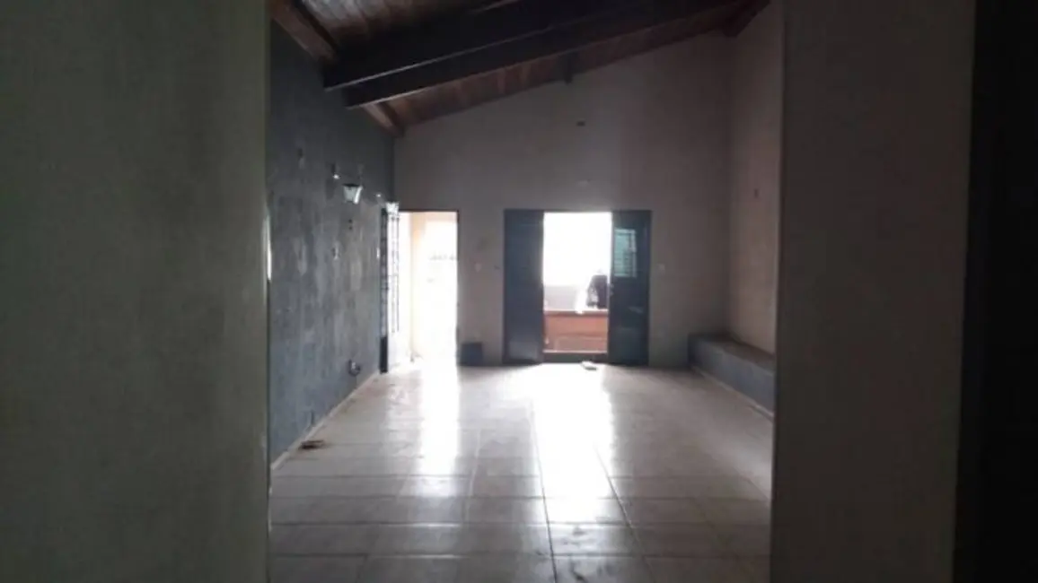 Foto 3 de Sala Comercial à venda e para alugar, 100m2 em Centro, Taubate - SP