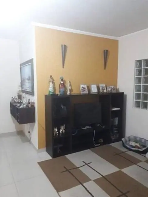 Foto 3 de Casa com 4 quartos à venda, 210m2 em Jardim Santa Maria, Jacarei - SP