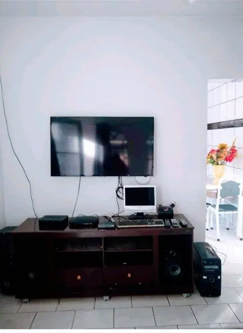 Foto 4 de Casa com 2 quartos à venda, 70m2 em Jardim Canuto Borges, Taubate - SP