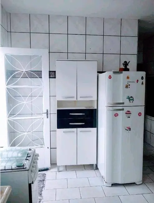 Foto 7 de Casa com 2 quartos à venda, 70m2 em Jardim Canuto Borges, Taubate - SP