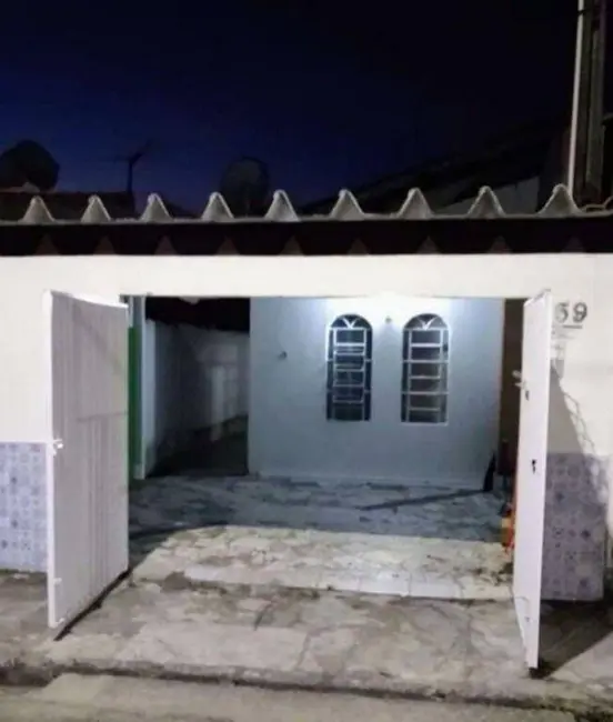 Foto 2 de Casa com 2 quartos à venda, 70m2 em Jardim Canuto Borges, Taubate - SP