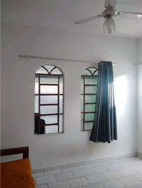 Foto 5 de Casa com 2 quartos à venda, 70m2 em Jardim Canuto Borges, Taubate - SP