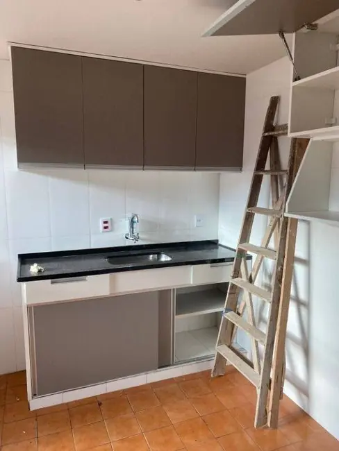 Apartamento com 3 quartos para alugar, 65m2 em Jardim Maria Augusta, Taubate - SP - imagem 3 Foto 3 de Apartamento com 3 quartos para alugar, 65m2 em Jardim Maria Augusta, Taubate - SP