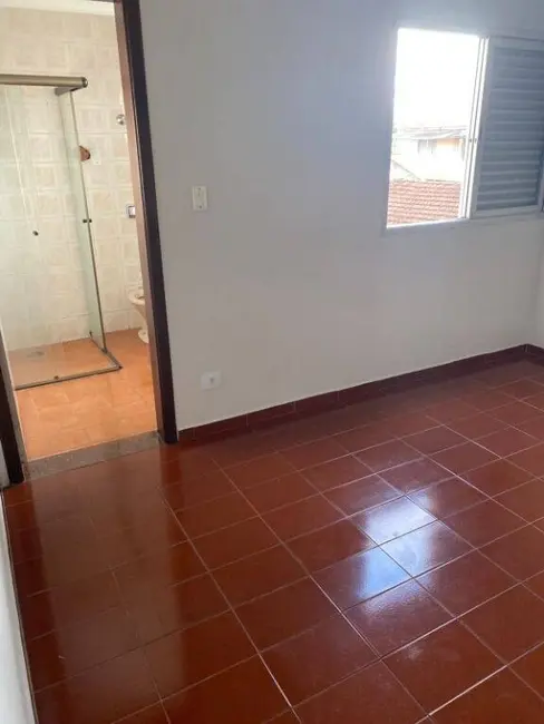 Apartamento com 3 quartos para alugar, 65m2 em Jardim Maria Augusta, Taubate - SP - imagem 4 Foto 4 de Apartamento com 3 quartos para alugar, 65m2 em Jardim Maria Augusta, Taubate - SP