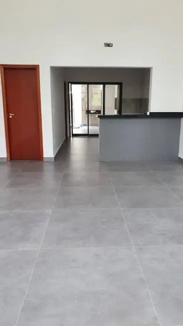 Foto 5 de Casa com 3 quartos à venda, 175m2 em Tremembe - SP