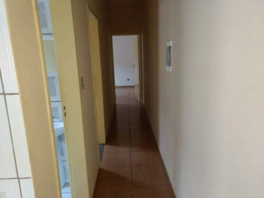 Foto 6 de Casa com 2 quartos à venda, 100m2 em Jardim Garcez, Taubate - SP