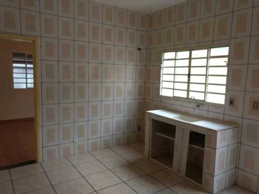 Foto 7 de Casa com 2 quartos à venda, 100m2 em Jardim Garcez, Taubate - SP