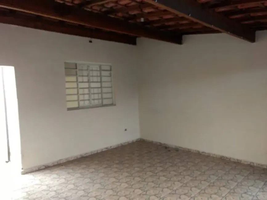 Foto 3 de Casa com 2 quartos à venda, 100m2 em Jardim Garcez, Taubate - SP