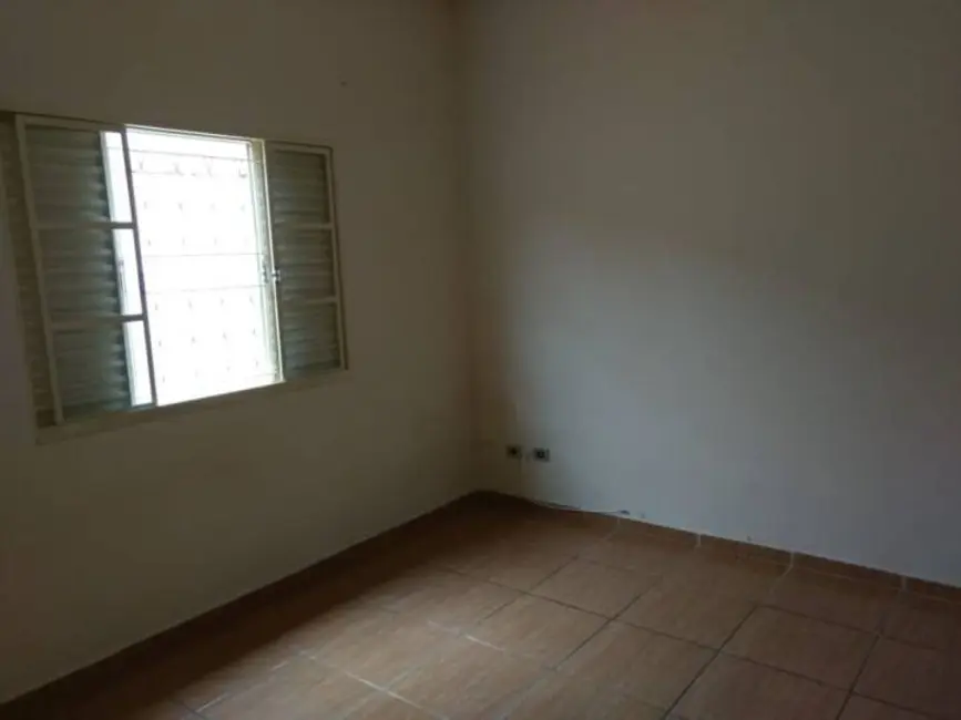 Foto 8 de Casa com 2 quartos à venda, 100m2 em Jardim Garcez, Taubate - SP