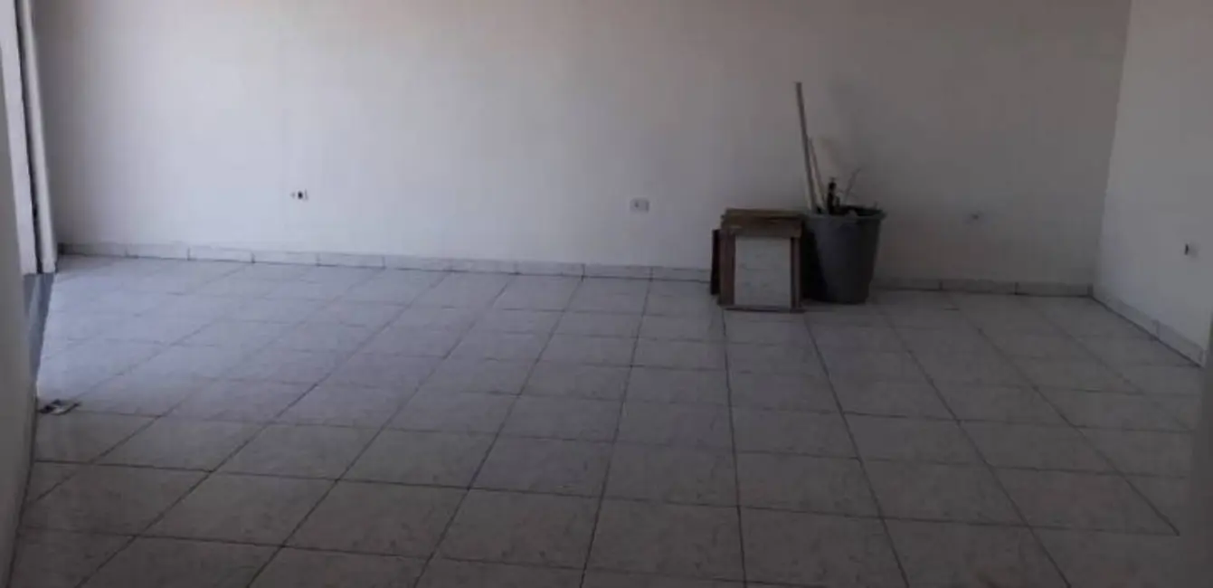 Foto 4 de Sala Comercial para alugar, 33m2 em Vila Areao, Taubate - SP
