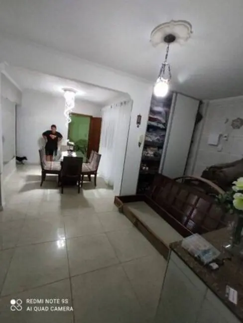 Foto 3 de Casa com 3 quartos à venda, 220m2 em Jardim Sonia Maria, Taubate - SP