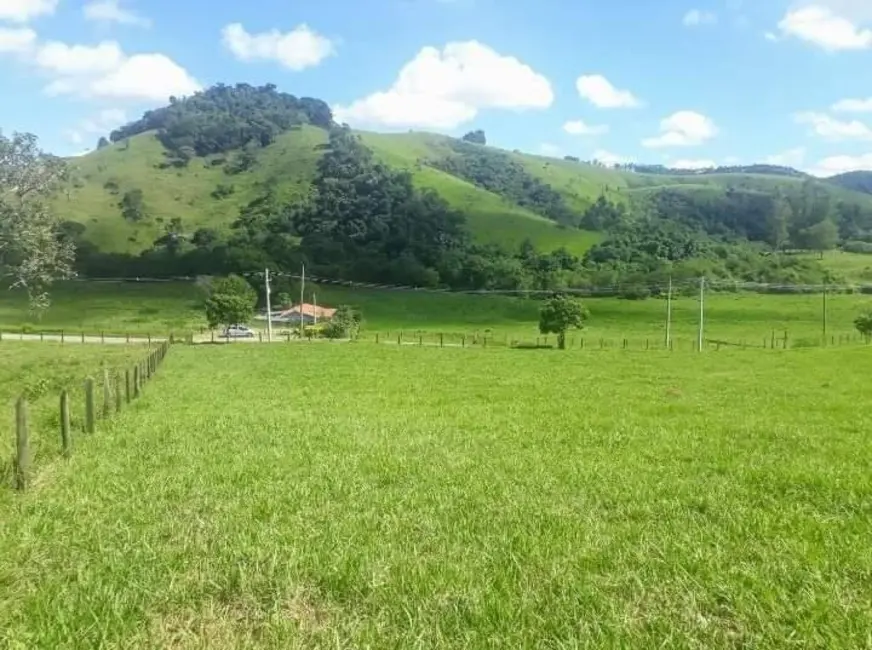 Foto 6 de Sítio / Rancho à venda, 25000m2 em Monte Belo, Taubate - SP