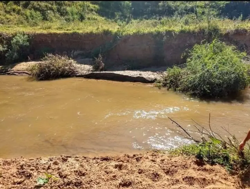 Foto 2 de Sítio / Rancho à venda, 25000m2 em Monte Belo, Taubate - SP