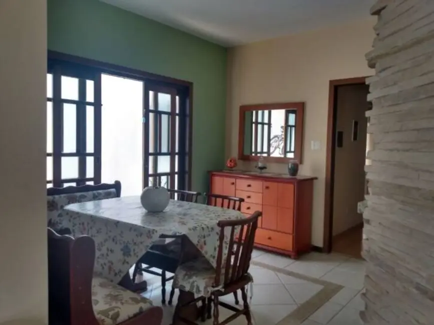 Casa com 3 quartos à venda, 190m2 em Tremembe - SP - imagem 6 Foto 6 de Casa com 3 quartos à venda, 190m2 em Tremembe - SP