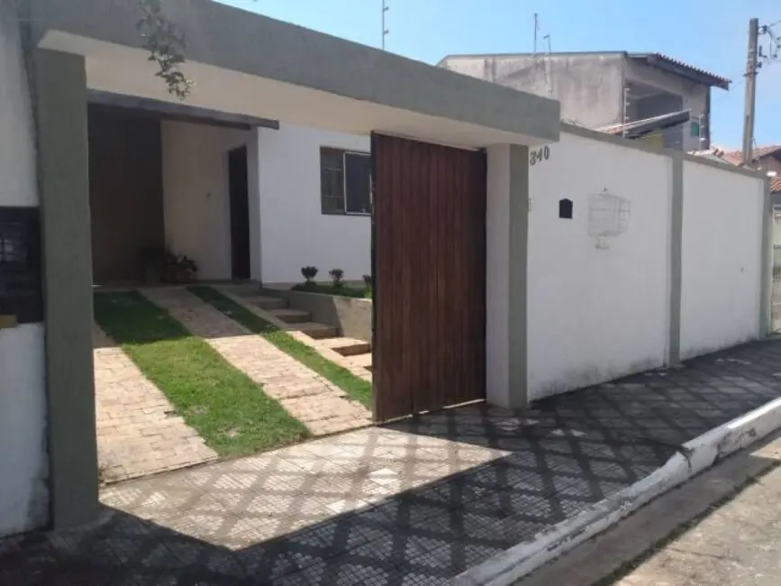 Foto 1 de Casa com 3 quartos à venda, 190m2 em Tremembe - SP