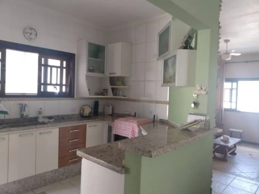 Casa com 3 quartos à venda, 190m2 em Tremembe - SP - imagem 7 Foto 7 de Casa com 3 quartos à venda, 190m2 em Tremembe - SP