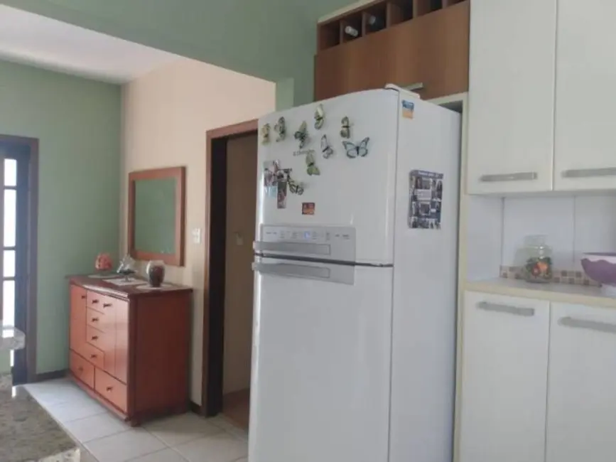 Casa com 3 quartos à venda, 190m2 em Tremembe - SP - imagem 8 Foto 8 de Casa com 3 quartos à venda, 190m2 em Tremembe - SP