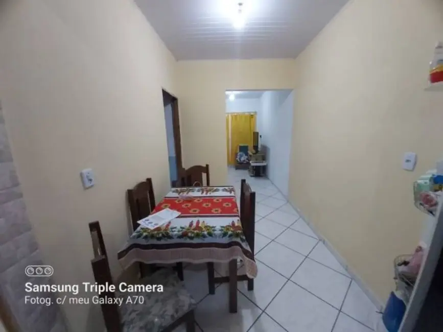 Casa com 2 quartos à venda, 70m2 em Castolira, Pindamonhangaba - SP - imagem 9 Foto 9 de Casa com 2 quartos à venda, 70m2 em Castolira, Pindamonhangaba - SP