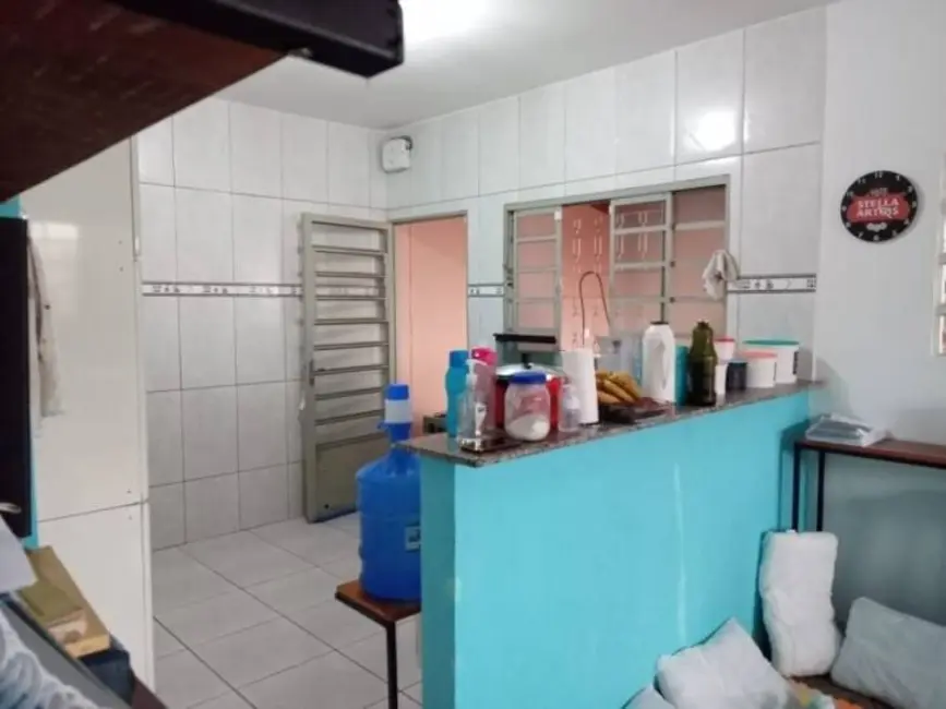 Foto 8 de Casa com 2 quartos à venda, 65m2 em Parque Piratininga, Taubate - SP