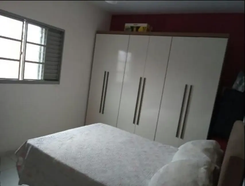 Foto 9 de Casa com 2 quartos à venda, 65m2 em Parque Piratininga, Taubate - SP