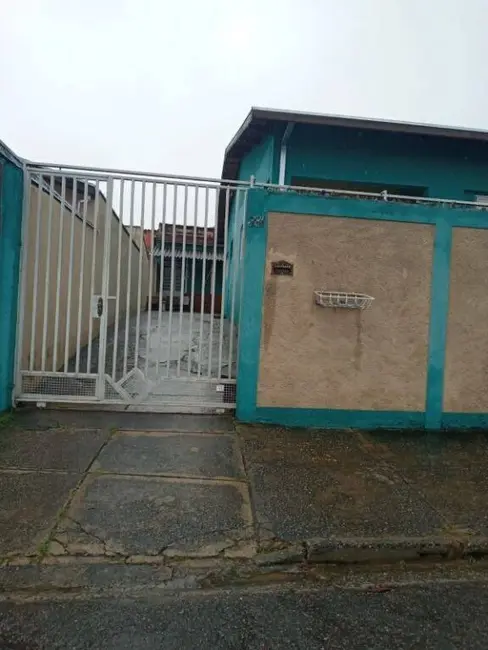 Foto 2 de Casa com 2 quartos à venda, 120m2 em Jardim Sandra Maria, Taubate - SP