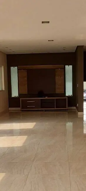 Foto 6 de Casa com 3 quartos à venda, 469m2 em Piracangaguá, Taubate - SP