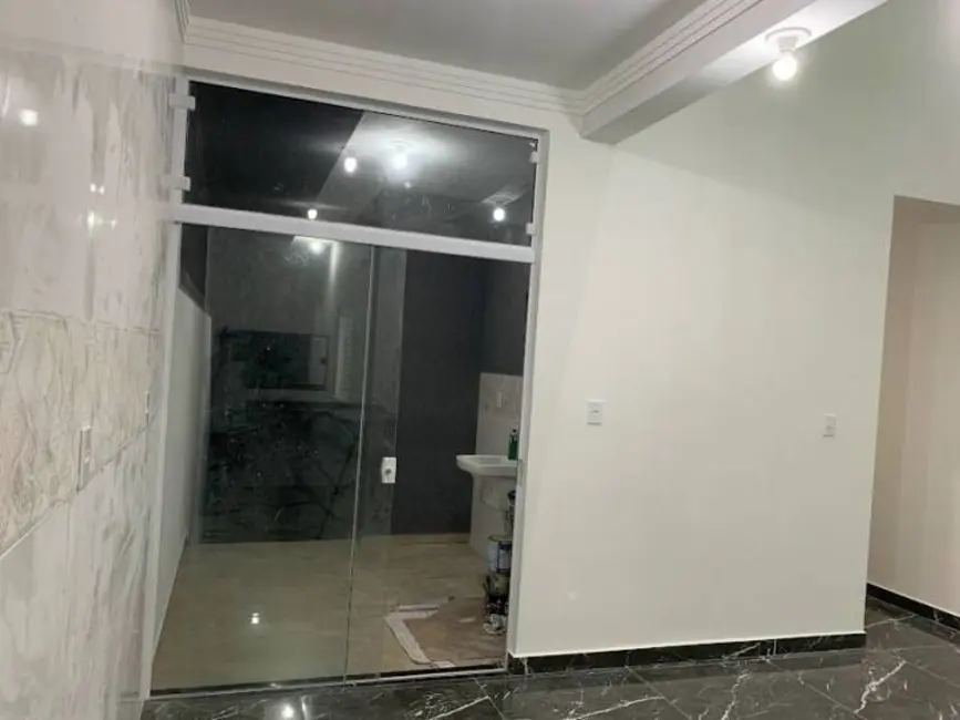 Foto 2 de Sobrado com 3 quartos à venda, 91m2 em Barreiro, Taubate - SP