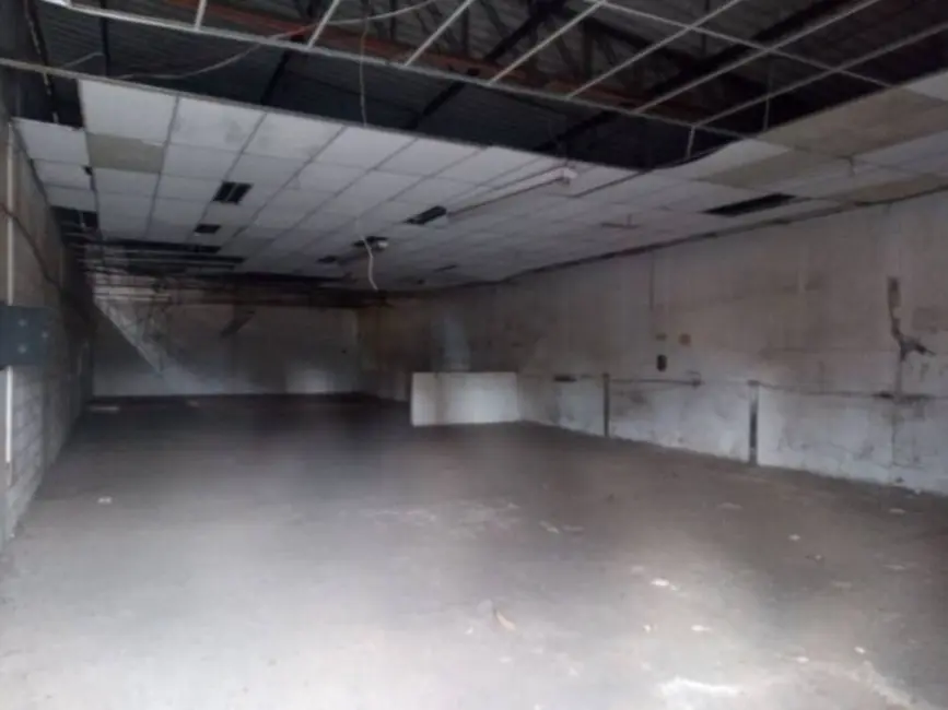 Foto 5 de Sala Comercial para alugar, 800m2 em Parque Senhor do Bonfim, Taubate - SP