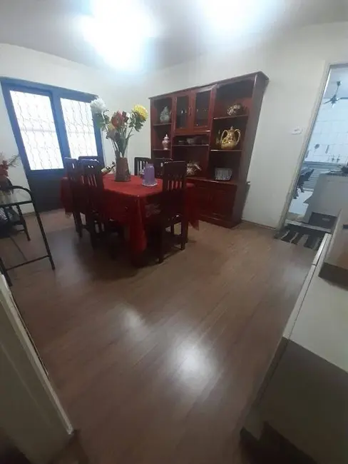 Foto 5 de Casa com 2 quartos à venda, 150m2 em Taubate - SP