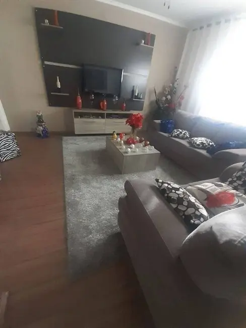 Foto 4 de Casa com 2 quartos à venda, 150m2 em Taubate - SP