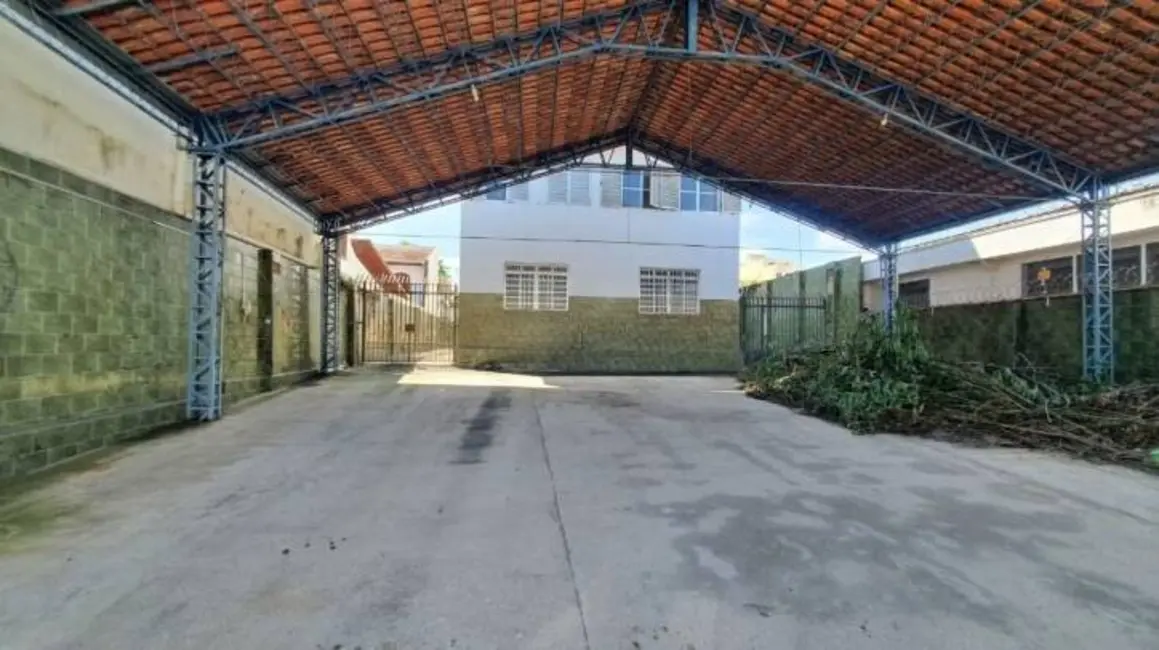 Foto 5 de Sobrado com 2 quartos à venda e para alugar, 813m2 em Centro, Taubate - SP