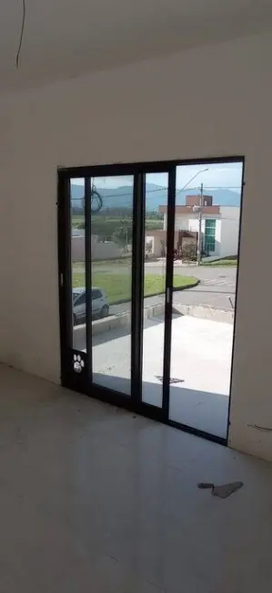 Sobrado com 2 quartos à venda, 155m2 em Tremembe - SP - imagem 8 Foto 8 de Sobrado com 2 quartos à venda, 155m2 em Tremembe - SP