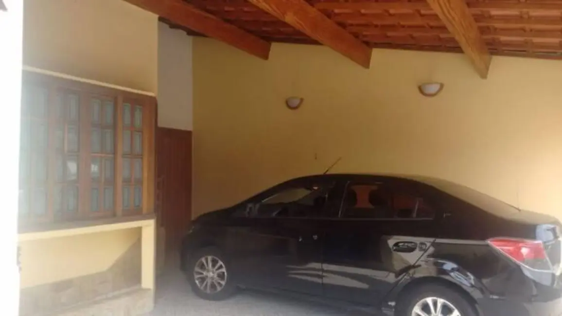 Foto 4 de Casa com 3 quartos à venda, 250m2 em Jardim Independência, Taubate - SP
