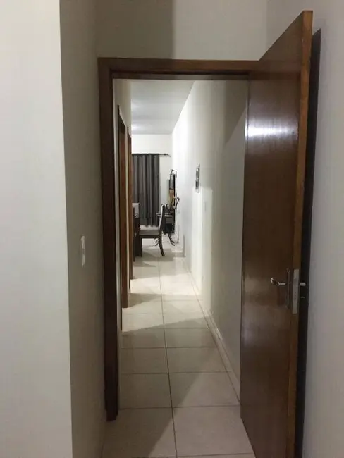 Foto 5 de Casa com 2 quartos à venda, 100m2 em Barreiro, Taubate - SP