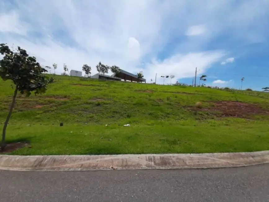 Foto 1 de Terreno / Lote à venda, 309m2 em Jardim Julieta, Taubate - SP