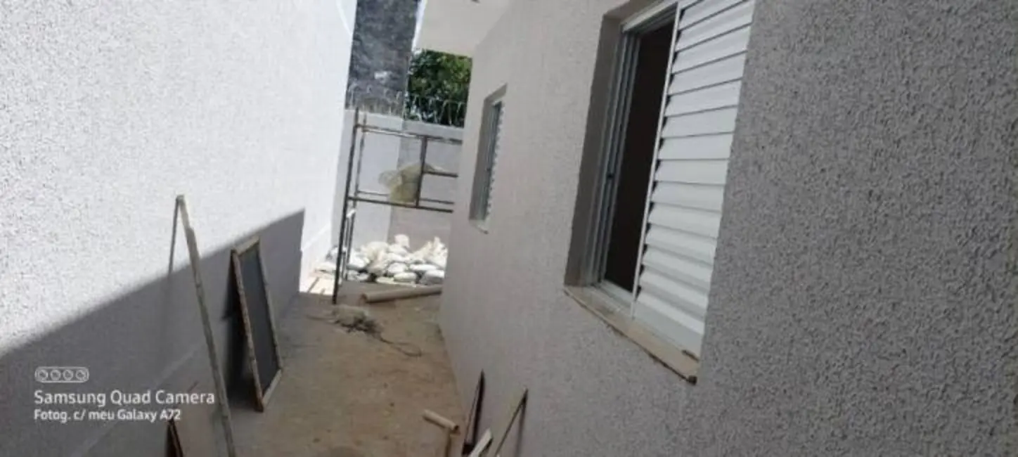 Foto 1 de Casa com 2 quartos à venda, 80m2 em Piracangaguá, Taubate - SP