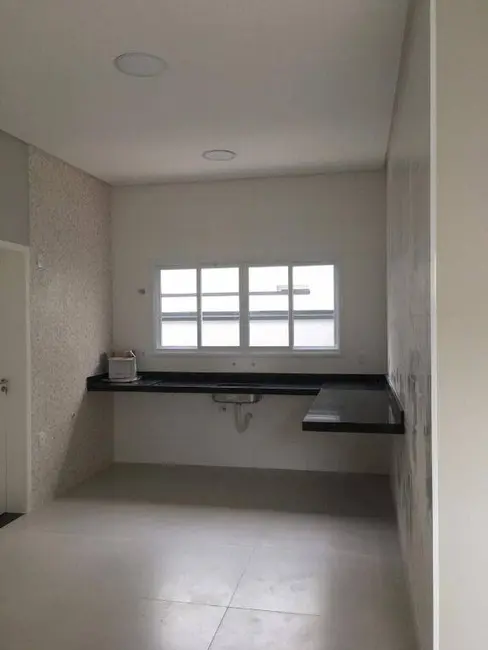 Foto 6 de Casa com 3 quartos à venda, 148m2 em Piracangaguá, Taubate - SP