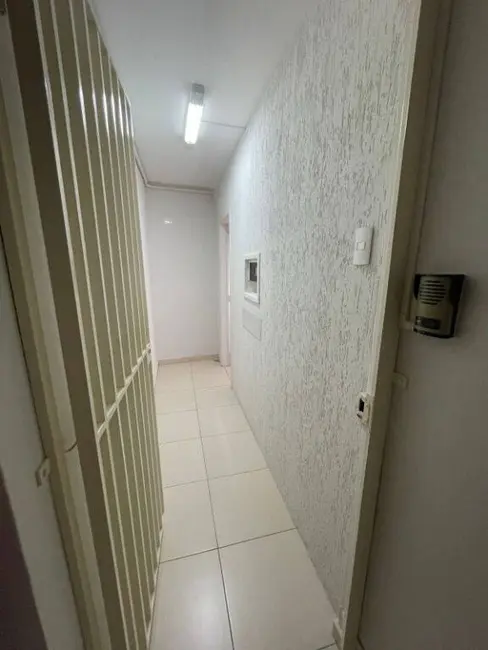 Foto 5 de Sala Comercial para alugar, 22m2 em Centro, Taubate - SP