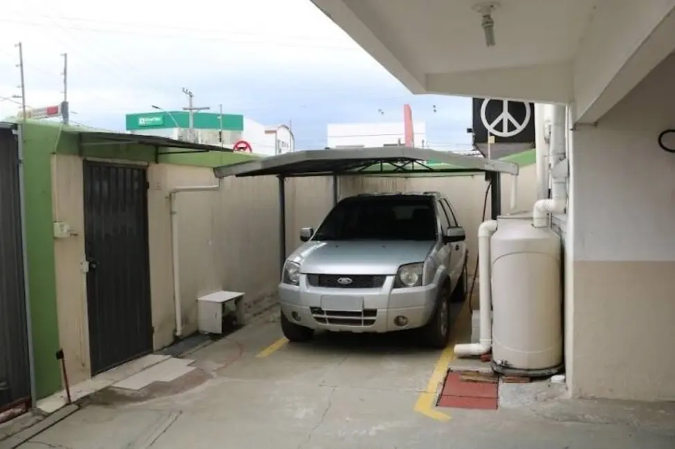 Foto 2 de Apartamento com 2 quartos à venda, 56m2 em Taubate - SP